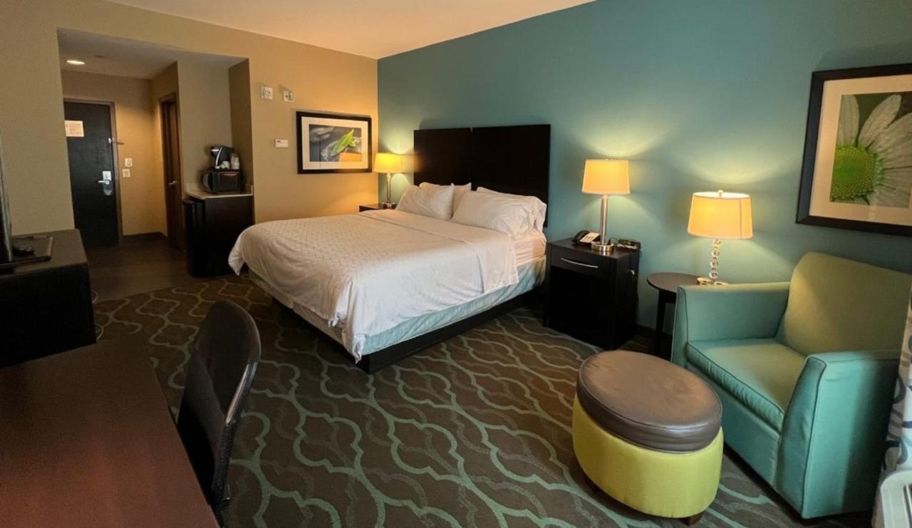 Holiday Inn Express Hotels & Suites Cuero By Ihg Buitenkant foto
