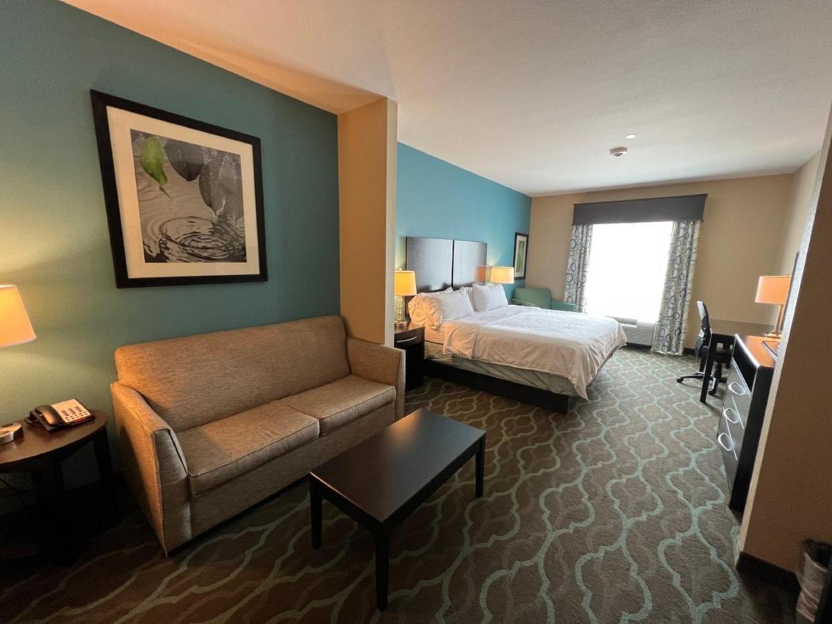 Holiday Inn Express Hotels & Suites Cuero By Ihg Buitenkant foto