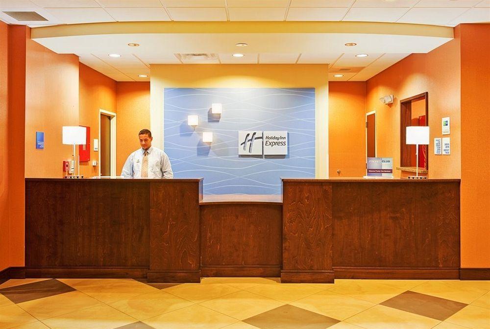 Holiday Inn Express Hotels & Suites Cuero By Ihg Buitenkant foto
